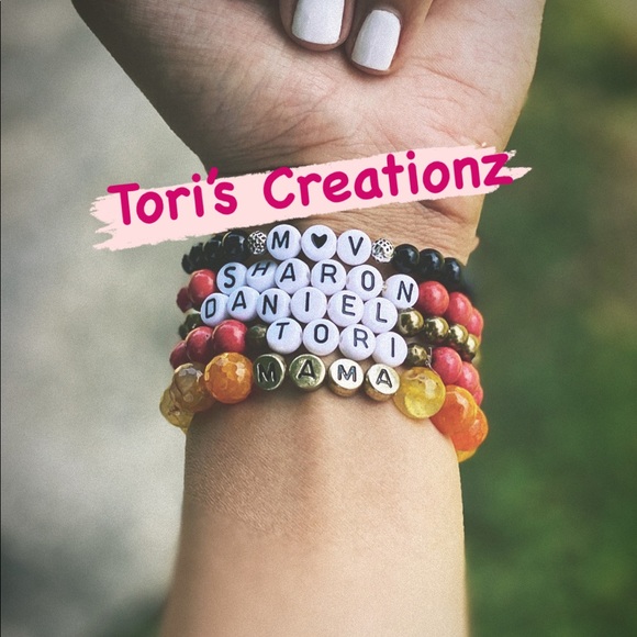 Bracelets - Picture 2 of 8